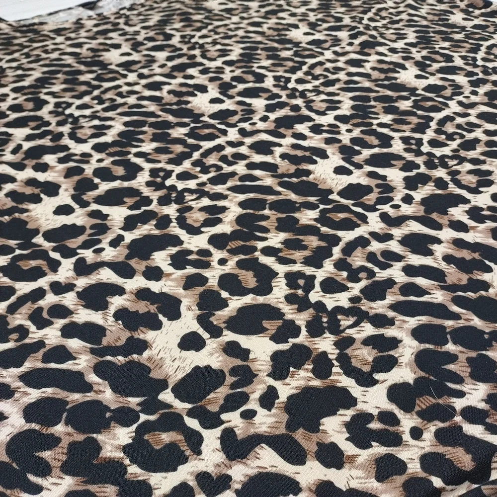 Emery Rose Womens Leopard Print Pullover Stretch Soft Blouse Plus Size 4XL - Picture 6 of 8
